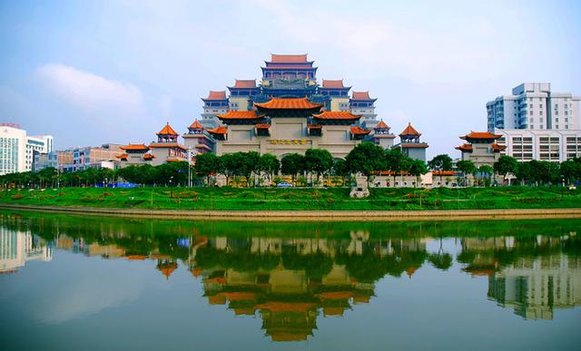 廣西玉林旅游景點大全，探索玉林的自然與文化魅力，廣西玉林景點探秘，自然與文化交織的魅力之旅