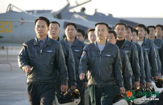 中國空軍衣服圖片，歷史、種類與特點(diǎn)，中國空軍服飾，歷史、種類、特點(diǎn)全解析圖片展示