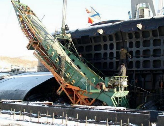 探索中國(guó)海軍，一部擁有最美女艦員的噸級(jí)戰(zhàn)艦，中國(guó)海軍噸級(jí)戰(zhàn)艦中的最美女艦員探索之旅