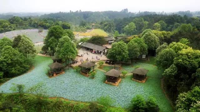石象湖在成都的地理位置及其周邊景點(diǎn)介紹，成都石象湖地理位置與周邊景點(diǎn)介紹