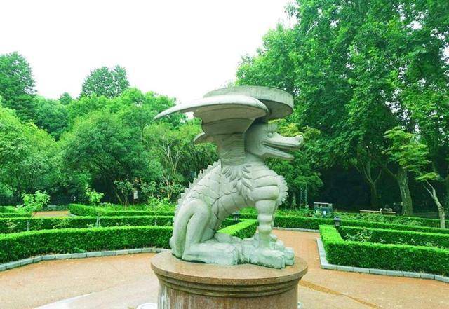 上海中山公園景點詳細(xì)介紹，上海中山公園景點深度解析